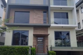 5 Bedroom House for rent in McKinley Hill Village, BGC, Metro Manila