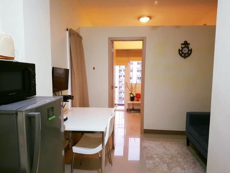 1 Bedroom Condo Fully Furnished with Balcony
