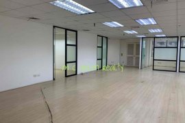 1 Bedroom Office for rent in San Lorenzo, Metro Manila near MRT-3 Ayala
