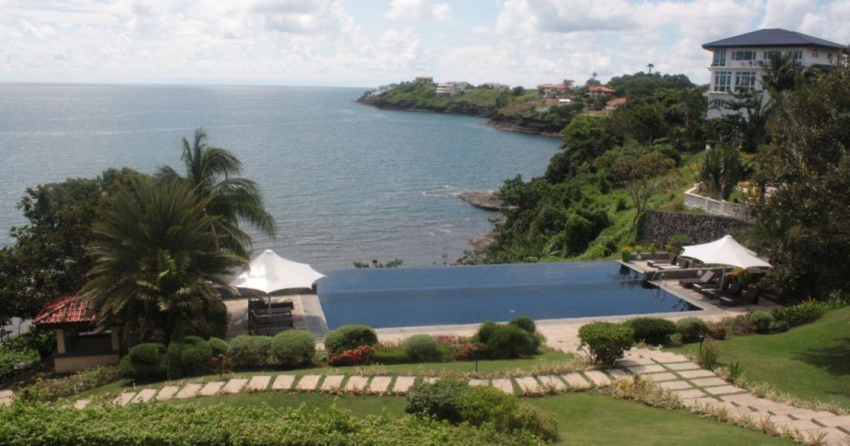 Peninsula De Punta Fuego, Batangas 2 Houses for sale and rent Dot