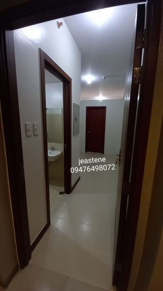 CONDOMINIUM 1BEDROOM LEASE TO OWN PASEO DE ROCES IN MAKATI