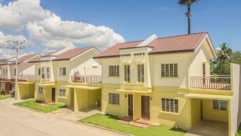 Bayswater Talisay - House for Lease