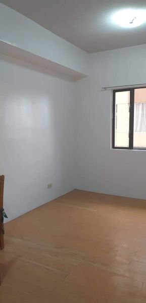Studio Unfurnished Condo unit for Rent at One Orchard Road Eastwood City, Quezon City
