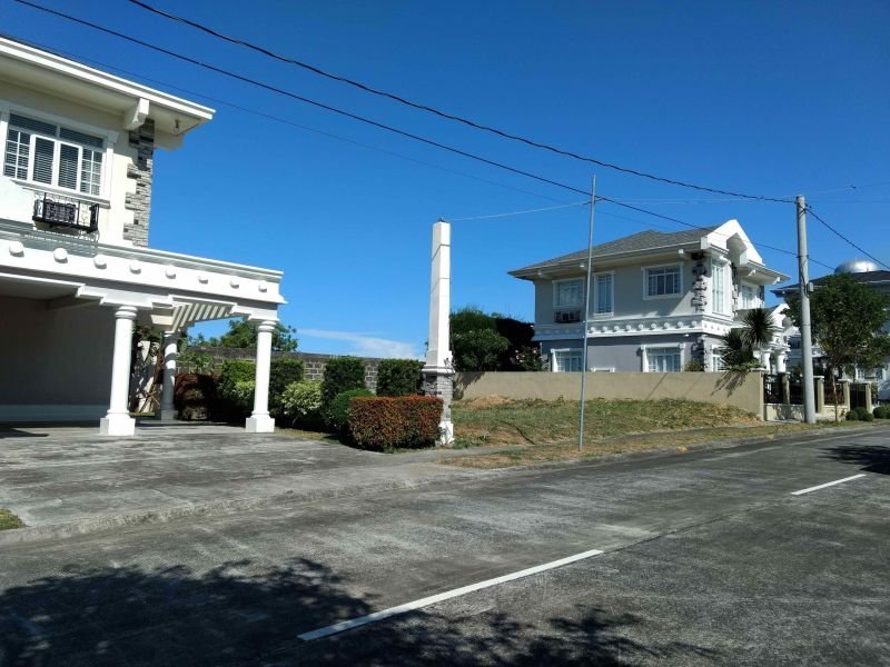 Residential Lot for Sale in South Forbes near Nuvali