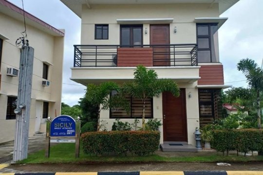 Houses for Sale in Naic, Cavite | Dot Property