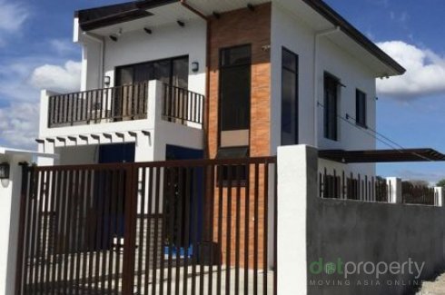 Paris St. House and Lot Greenview Executive Village WEst ...