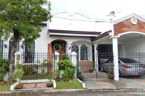 5 Bedroom House For Sale In Bf Resort Metro Manila