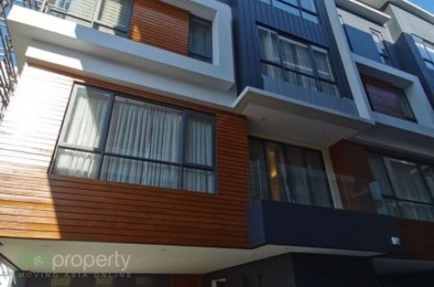 Sta. Mesa Heights BANAWE QC Townhouse with Elevator 📌 House for sale in Metro | Dot Property