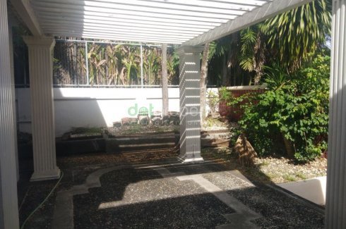 For Sale House and Lot in Ayala Alabang. 📌 House for sale ...