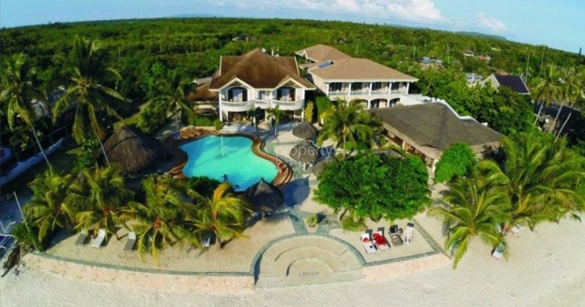 3,564 sq.m Beachfront Resort for sale located at Danao,Panglao Island, Bohol. 📌 Villa for sale