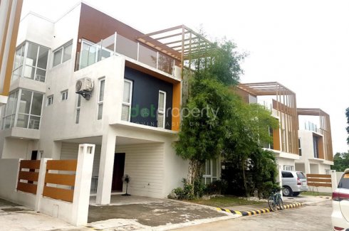 House And Lot For In Commonwealth Quezon City 4 Bedroom House For In Commonwealth Metro Manila