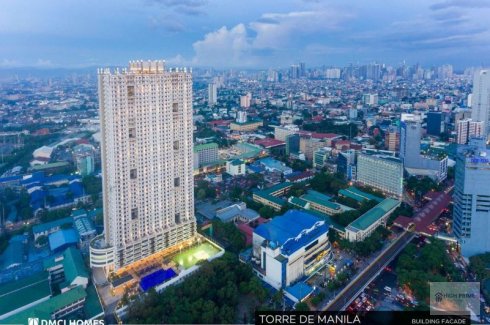 Rush Sale 1BR Condo with Parking for Sale in Torre de Manila. 📌 Condo ...