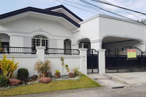Bungalow in BF Homes Executive for Sale. 📌 House for sale ...
