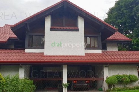 FOR RENT:3 BEDROOM TOWNHOUSE W/LARGE GARDEN SPACE IN ...