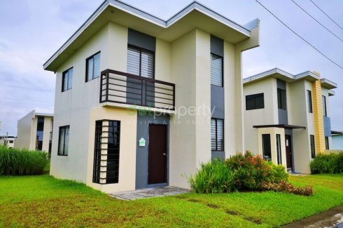 Amaia Scapes Urdaneta  City For only 10 DP   House  for 